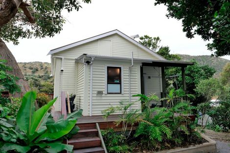 Photo of property in 18 Ocean Road, Paekakariki, 5034