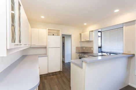 Photo of property in 3 Siska Place, Upper Riccarton, Christchurch, 8041