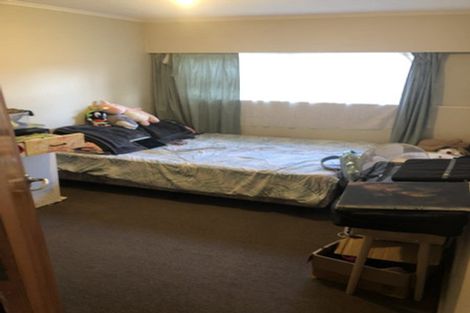 Photo of property in 63 Mcfadzean Drive, Blockhouse Bay, Auckland, 0600