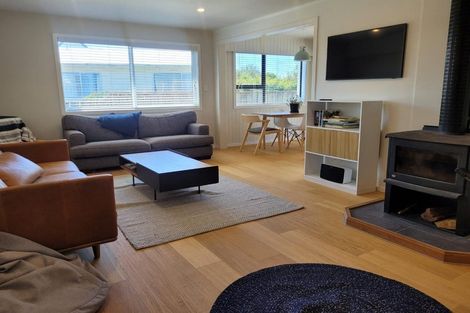 Photo of property in 57 Cologne Street, Martinborough, 5711