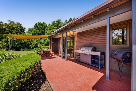 Photo of property in 505 Aorere Road, Ararata, Eltham, 4399