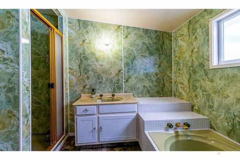 Photo of property in 42 Campbell Street, Geraldine, 7930