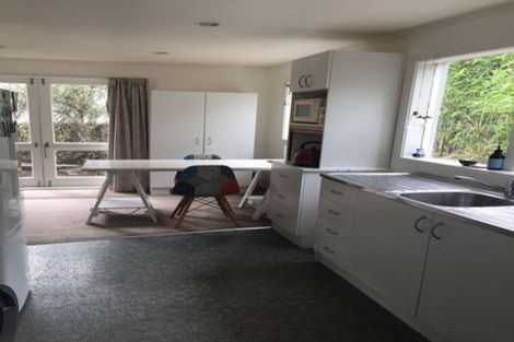 Photo of property in 6a Channel View Road, Campbells Bay, Auckland, 0630