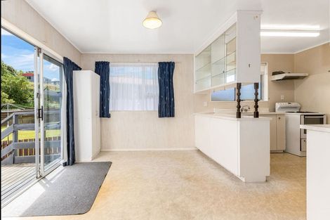Photo of property in 19 Sombrero View, Ascot Park, Porirua, 5024