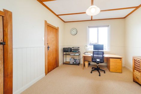 Photo of property in 283 Forlong Road, Colyton, Feilding, 4775