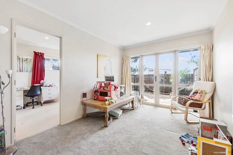 Photo of property in 2/25 Waipa Street, Birkenhead, Auckland, 0626