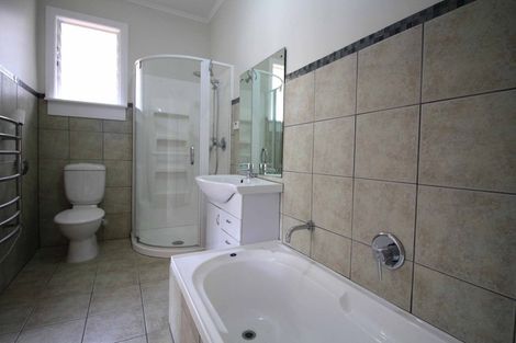 Photo of property in 30 Lewis Street, Blockhouse Bay, Auckland, 0600