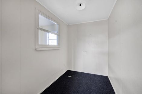 Photo of property in 25 Hunter Street, Hawera, 4610