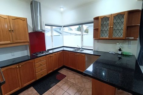 Photo of property in 8 Norton Park Avenue, Fairfield, Lower Hutt, 5011