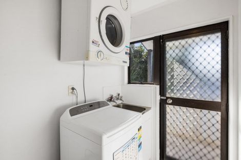 Photo of property in 2/56 Heron Avenue East, Matua, Tauranga, 3110