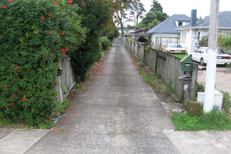Photo of property in 15a Pakuranga Road, Pakuranga, Auckland, 2010