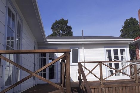 Photo of property in 33 Sturges Road, Henderson, Auckland, 0612