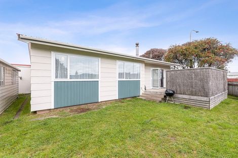 Photo of property in 57 Mazengarb Road, Paraparaumu Beach, Paraparaumu, 5032