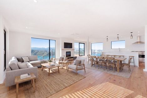 Photo of property in 4/25 Thane Road, Roseneath, Wellington, 6011