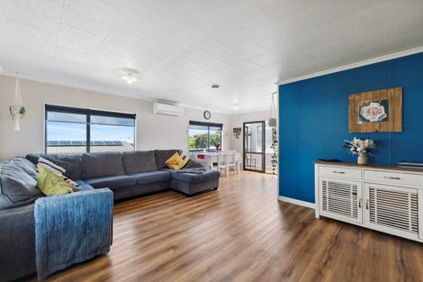 Photo of property in 20a Tahurangi Place, Spotswood, New Plymouth, 4310