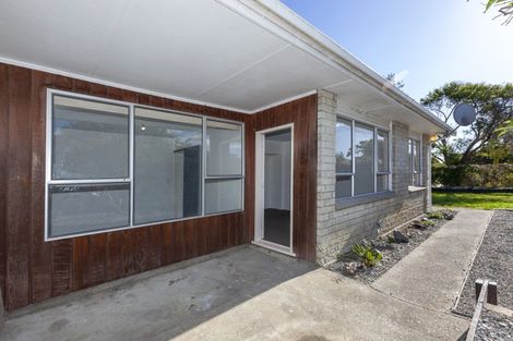 Photo of property in 2/11 Rimu Road, Raumati Beach, Paraparaumu, 5032