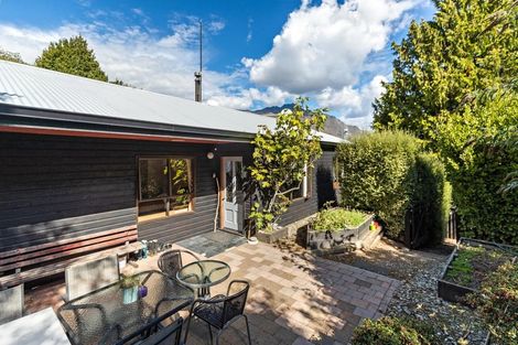 Photo of property in 279 Fernhill Road, Sunshine Bay, Queenstown, 9300