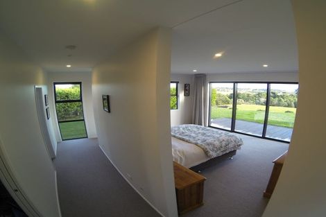 Photo of property in 6 Ekuarangi Place, Kaitake, New Plymouth, 4374