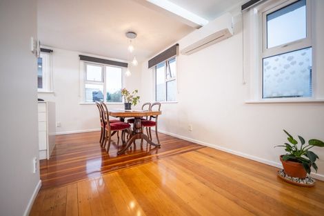 Photo of property in 15 Enderby Drive, Te Atatu Peninsula, Auckland, 0610