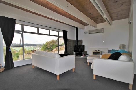 Photo of property in 4 View Road, Bridge Hill, Alexandra, 9320