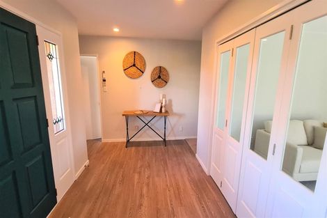 Photo of property in 10 Van Dieman Close, Templeton, Christchurch, 8042