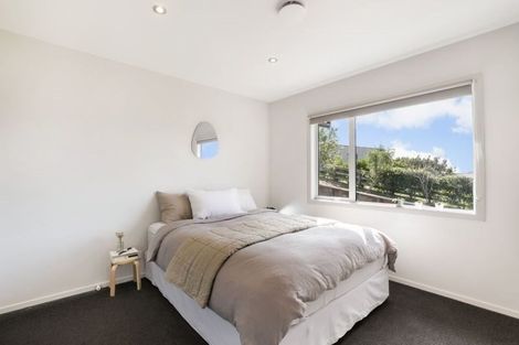 Photo of property in 14 Gavinike Place, Waimauku, 0812