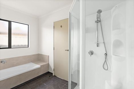 Photo of property in 21 Mcnaughton Place, Onekawa, Napier, 4110