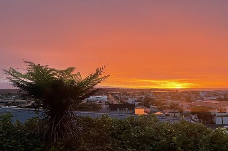 Photo of property in 37 Whitcombe Terrace, Hokitika, 7810