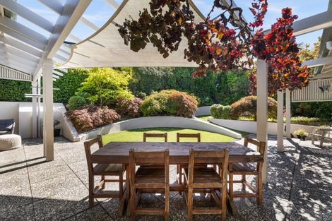 Photo of property in 12 Laing Cove, Havelock North, 4130