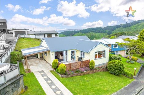 Photo of property in 1 Taku Matenga Grove, Korokoro, Lower Hutt, 5012