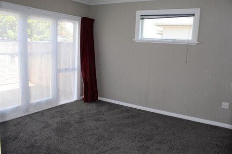 Photo of property in 25 Glasgow Street, Takaro, Palmerston North, 4412