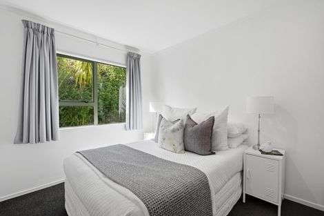 Photo of property in 1/4 Knott Road, Stanmore Bay, Whangaparaoa, 0932
