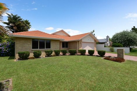 Photo of property in 7 Callum Brae Drive, Rototuna, Hamilton, 3210