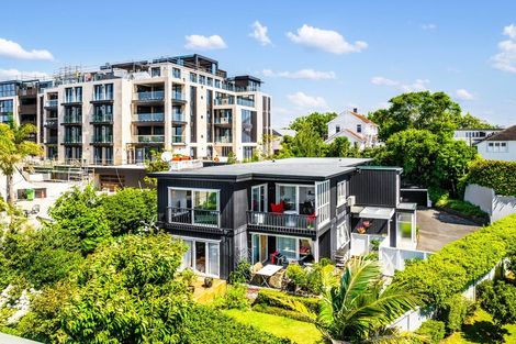 Photo of property in 5 Garden Road, Remuera, Auckland, 1050