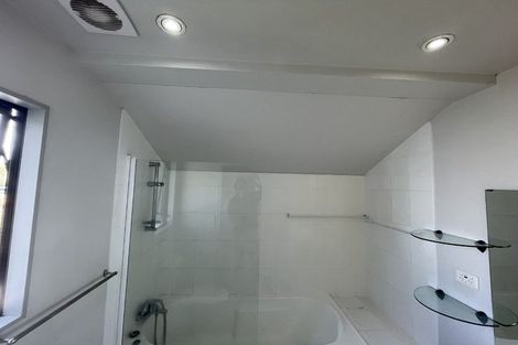 Photo of property in 18 William Roberts Road, Pakuranga, Auckland, 2010