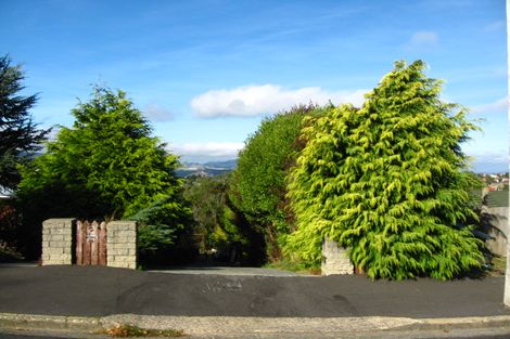 Photo of property in 18 Honeystone Street, Helensburgh, Dunedin, 9010