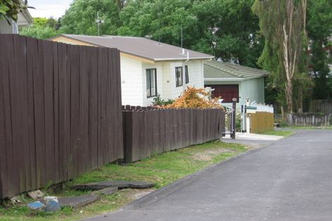 Photo of property in 40 Selak Place, Glen Eden, Auckland, 0602