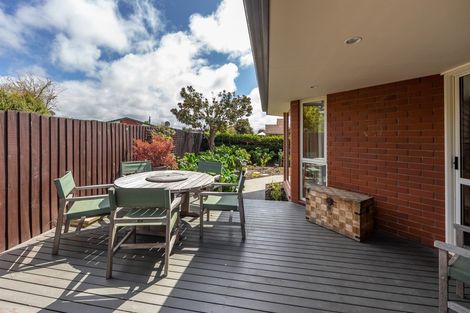 Photo of property in 18a Herbs Place, Cashmere, Christchurch, 8022