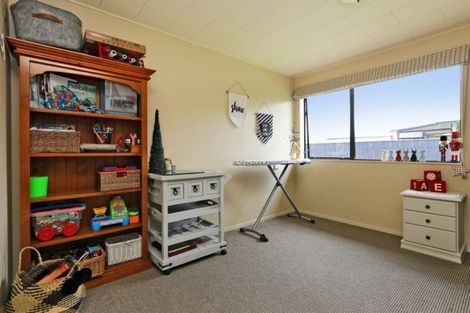 Photo of property in 1217 Louie Street, Parkvale, Hastings, 4122