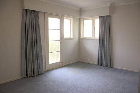 Photo of property in 4 Griffen Park Road, Mount Roskill, Auckland, 1041
