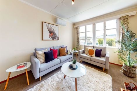 Photo of property in 15 Grierson Street, Naenae, Lower Hutt, 5011