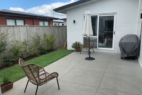 Photo of property in 80 Te Napi Drive, Takanini, 2112