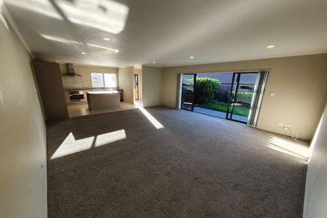 Photo of property in 38 Ranchod Terrace, Pukekohe, 2120