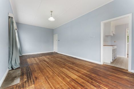 Photo of property in 9 Fagan Street, Bulls, 4818