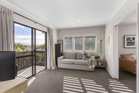 Photo of property in 11 Leicester Parade, Somerville, Auckland, 2014