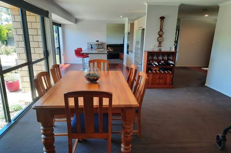 Photo of property in 16 Nautical Drive, Haruru, 0204