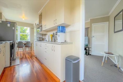 Photo of property in 5 Oxford Street, Tirau, 3410