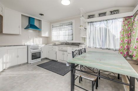 Photo of property in 38 Browns Road, Manurewa, Auckland, 2102