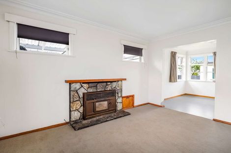 Photo of property in 15 Mako Mako Road, Levin, 5510