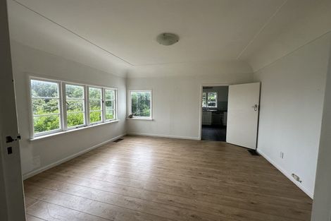 Photo of property in 11 Otahuri Crescent, Greenlane, Auckland, 1051